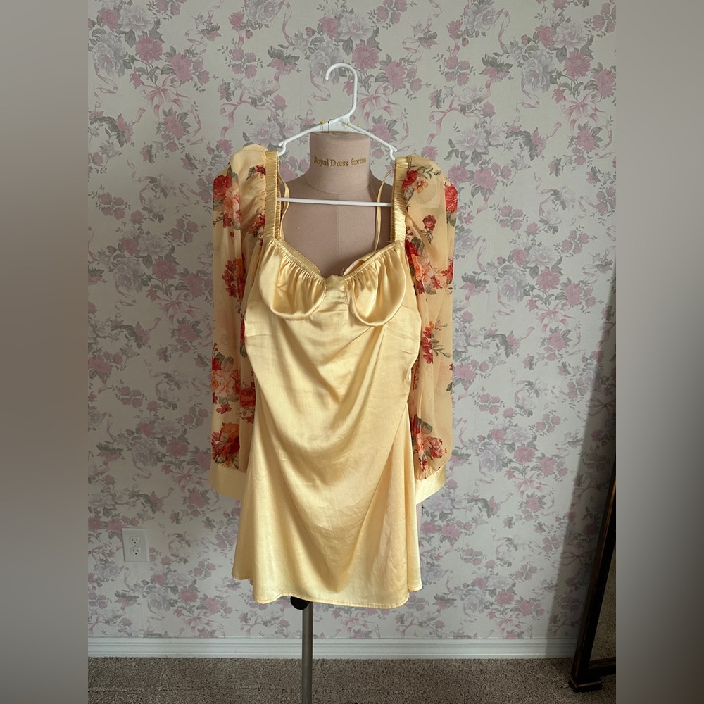 Danielle Bernstein Floral Puff Sleeve Dress